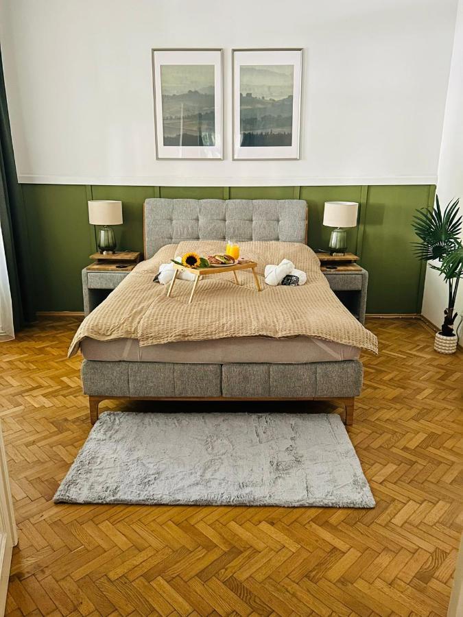 Apartment 5 Min Schoenbrunn Gloriette, Direct To City Center, Free Parking Βιέννη Εξωτερικό φωτογραφία